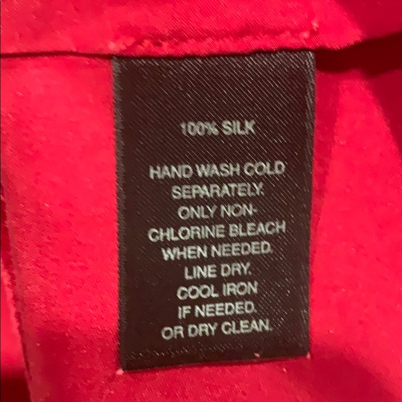 ❌SOLD❌WHBM SILK top - Picture 6 of 6